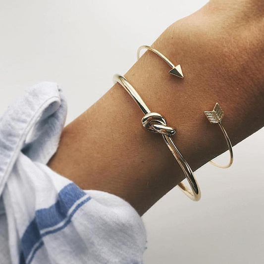 Freedom’s Direction – Arrow & Knot Gold Cuff